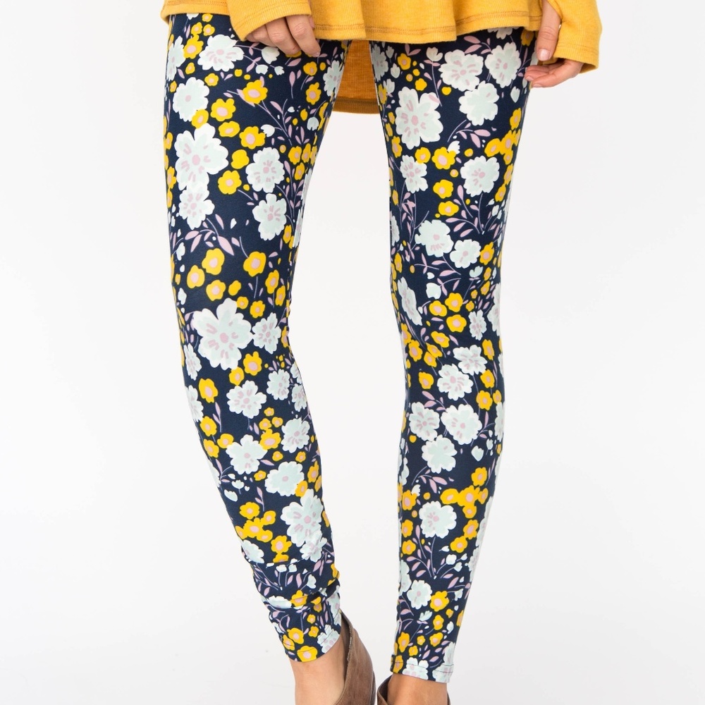 Agnes and Dora Leggings in Pretty Petals